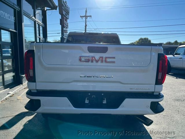 2022 GMC Sierra 2500HD 4WD Crew Cab 159" Denali (C15378)