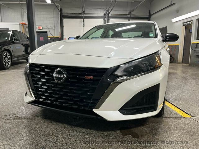 2024 Nissan Altima 2.5 SR AWD Sedan (C15588)