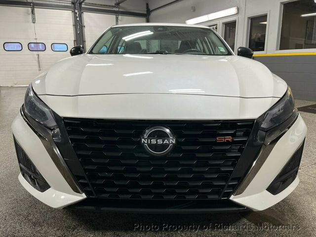 2024 Nissan Altima 2.5 SR AWD Sedan (C15588)