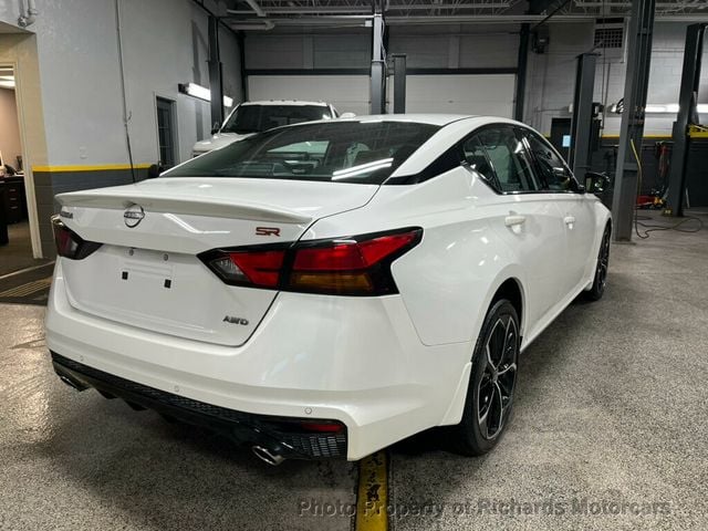 2024 Nissan Altima 2.5 SR AWD Sedan (C15588)