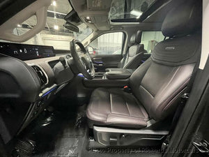 2025 Ford Expedition Platinum 4x4 (C15594)