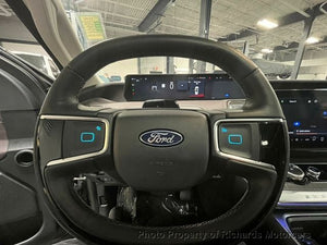 2025 Ford Expedition Platinum 4x4 (C15594)