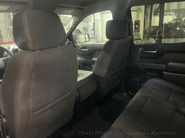 2023 Chevrolet Silverado 1500 4WD Crew Cab 157" Custom (C15510)