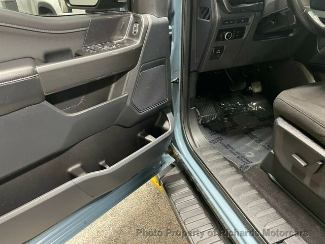 2023 Ford F-150 XLT 4WD SuperCrew 6.5' Box (C15543)