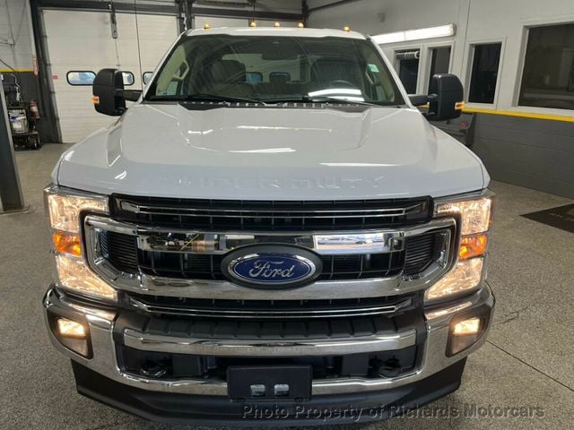 2020 Ford Super Duty F-350 DRW XLT 4WD Crew Cab 8' Box (C15611)