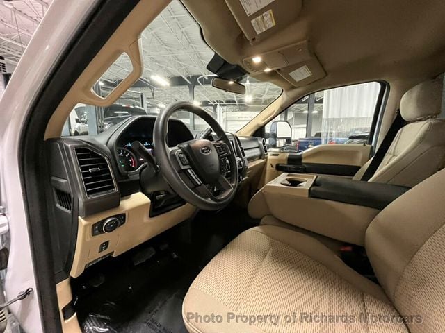 2020 Ford Super Duty F-350 DRW XLT 4WD Crew Cab 8' Box (C15611)