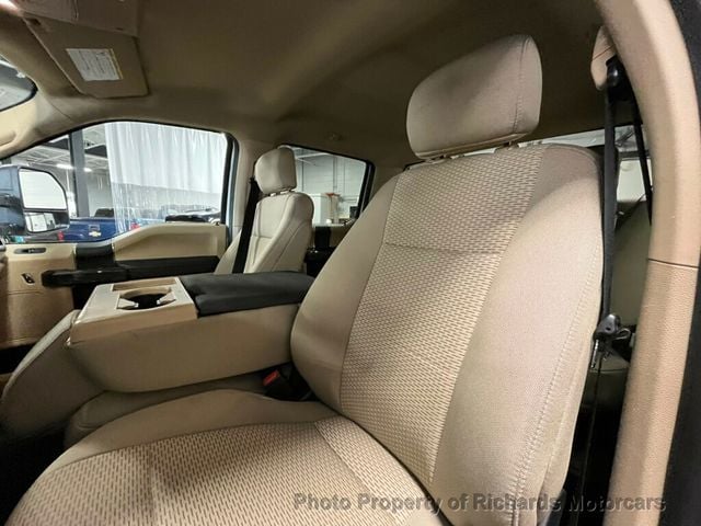 2020 Ford Super Duty F-350 DRW XLT 4WD Crew Cab 8' Box (C15611)