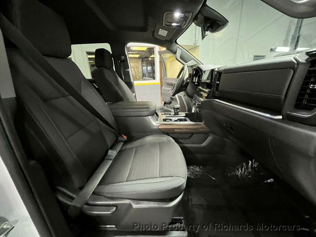 2026 Chevrolet Silverado 1500 4WD Crew Cab 147" RST (C15529)