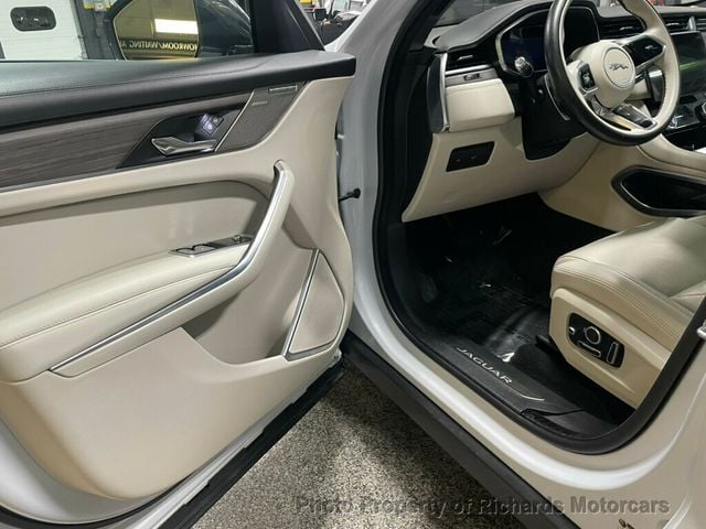 2021 Jaguar F-PACE P250 AWD S (C15630)