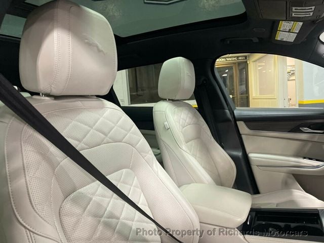 2021 Jaguar F-PACE P250 AWD S (C15630)