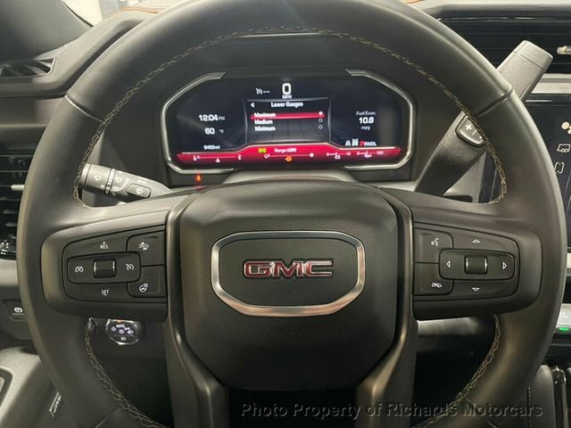 2025 GMC Sierra 2500HD 4WD Crew Cab 159" AT4 (C15640)