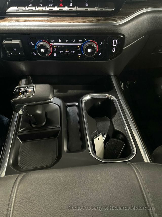 2023 Chevrolet Silverado 1500 4WD Crew Cab 157" RST (C15479)