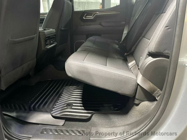 2023 Chevrolet Silverado 1500 4WD Crew Cab 157" RST (C15479)
