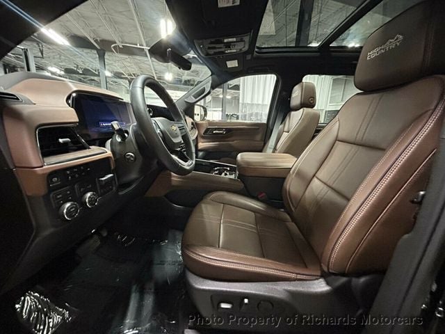 2025 Chevrolet Suburban 4WD 4dr High Country (C15552)