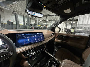 2025 Chevrolet Suburban 4WD 4dr High Country (C15552)