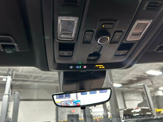 2025 Chevrolet Suburban 4WD 4dr High Country (C15552)