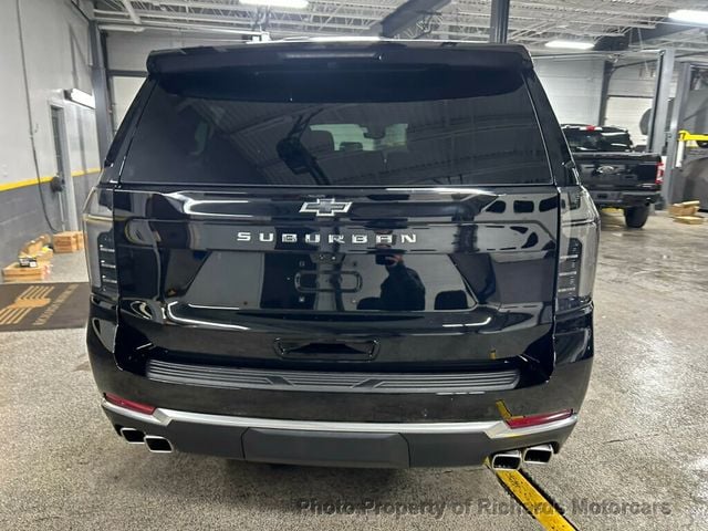 2025 Chevrolet Suburban 4WD 4dr High Country (C15552)