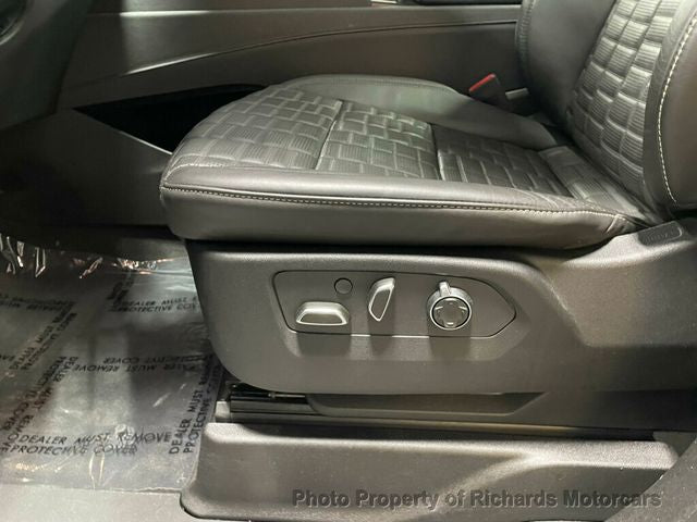 2024 Cadillac Escalade 4WD 4dr Premium Luxury Platinum (C15642)