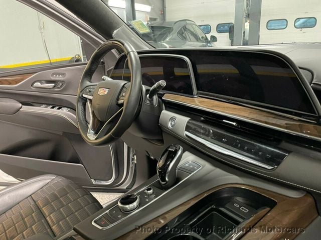 2024 Cadillac Escalade 4WD 4dr Premium Luxury Platinum (C15642)