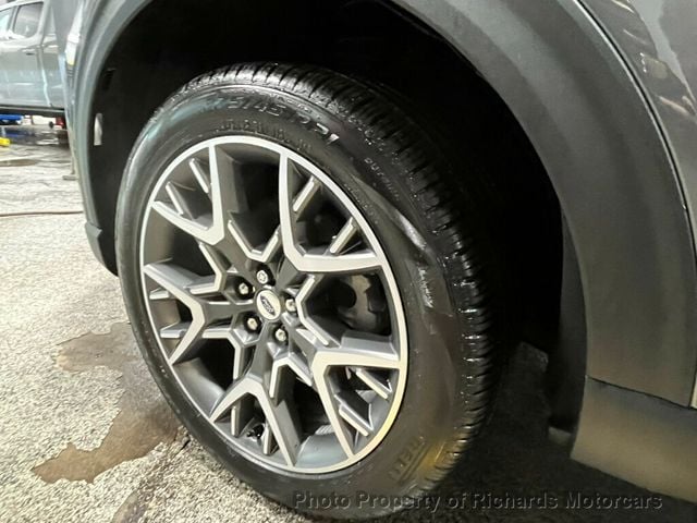 2025 Ford Explorer Platinum 4WD (C15658)