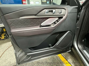 2025 Ford Explorer Platinum 4WD (C15658)
