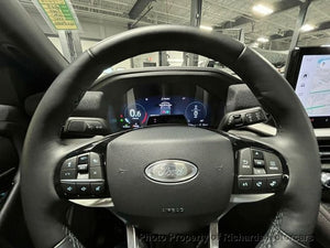 2025 Ford Explorer Platinum 4WD (C15658)