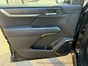2025 GMC Acadia AWD 4dr Elevation (C15661)