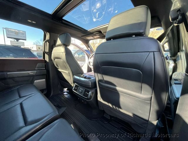 2023 Ford F-150 LARIAT 4WD SuperCrew 5.5' Box (C15674)