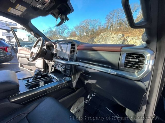 2023 Ford F-150 LARIAT 4WD SuperCrew 5.5' Box (C15674)