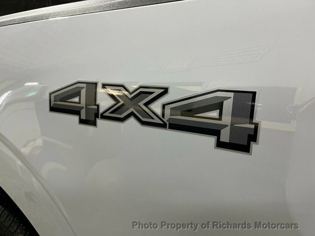2023 Ford F-150 XLT 4WD SuperCrew 5.5' Box (C15673)