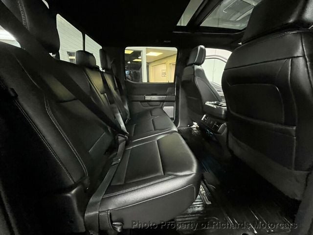 2023 Ford F-150 XLT 4WD SuperCrew 5.5' Box (C15673)