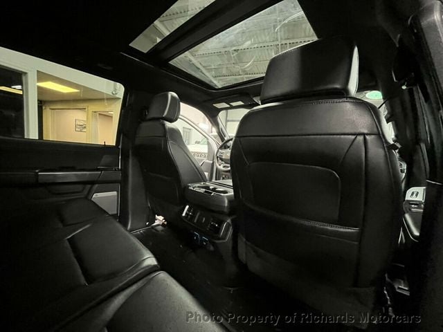 2023 Ford F-150 XLT 4WD SuperCrew 5.5' Box (C15673)