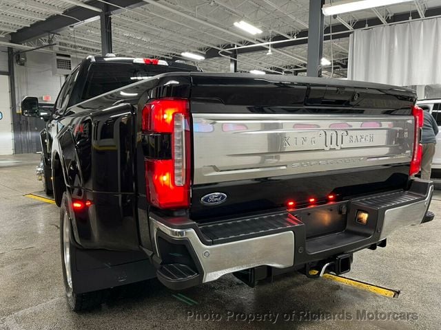 2026 Ford Super Duty F-450 DRW King Ranch 4WD Crew Cab 8' Box (C15677)