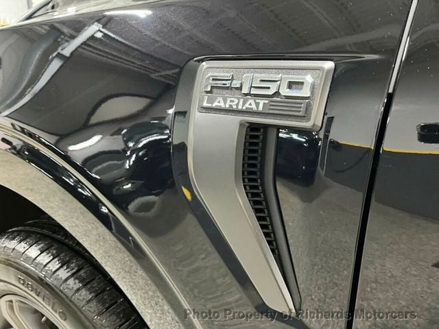 2023 Ford F-150 LARIAT 4WD SuperCrew 5.5' Box (C15679)