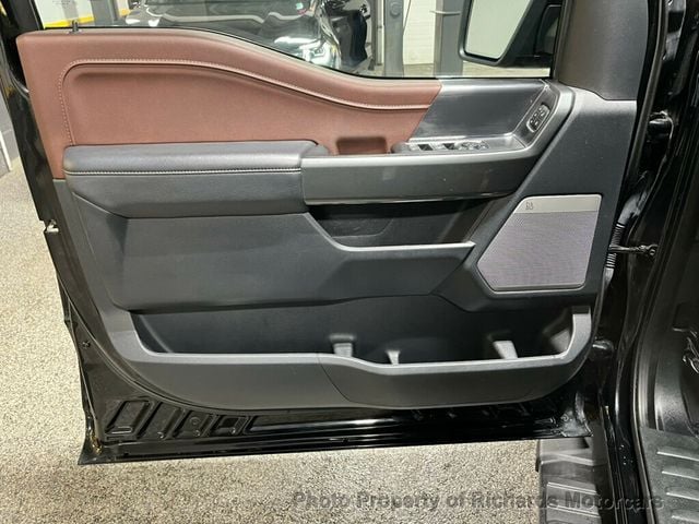 2023 Ford F-150 LARIAT 4WD SuperCrew 5.5' Box (C15679)