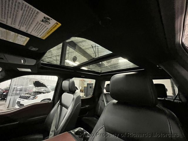 2023 Ford F-150 LARIAT 4WD SuperCrew 5.5' Box (C15679)