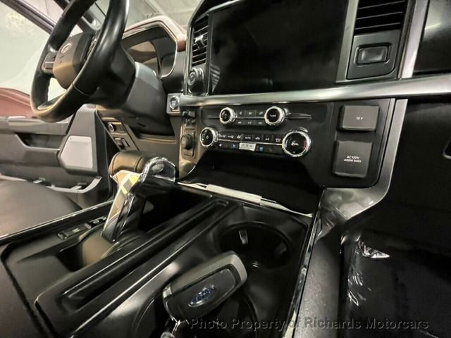 2023 Ford F-150 LARIAT 4WD SuperCrew 5.5' Box (C15679)
