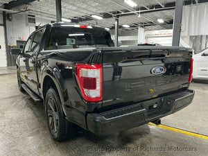 2023 Ford F-150 LARIAT 4WD SuperCrew 5.5' Box (C15679)