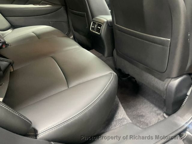 2023 INFINITI Q50 LUXE AWD (C15681)
