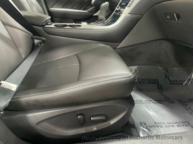 2023 INFINITI Q50 LUXE AWD (C15681)
