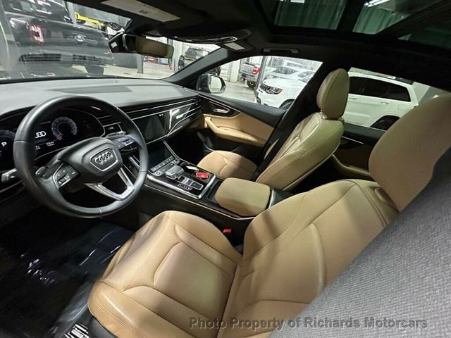2022 Audi Q8 Premium Plus 55 TFSI quattro (C15644)