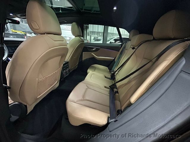 2022 Audi Q8 Premium Plus 55 TFSI quattro (C15644)