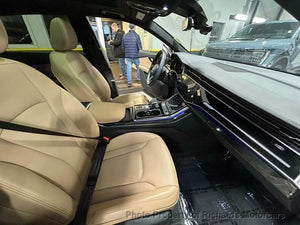 2022 Audi Q8 Premium Plus 55 TFSI quattro (C15644)