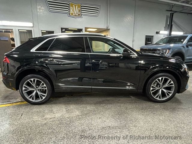 2022 Audi Q8 Premium Plus 55 TFSI quattro (C15644)