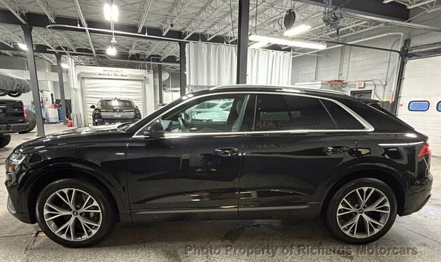 2022 Audi Q8 Premium Plus 55 TFSI quattro (C15644)
