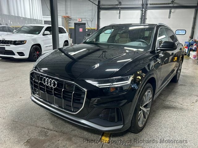 2022 Audi Q8 Premium Plus 55 TFSI quattro (C15644)