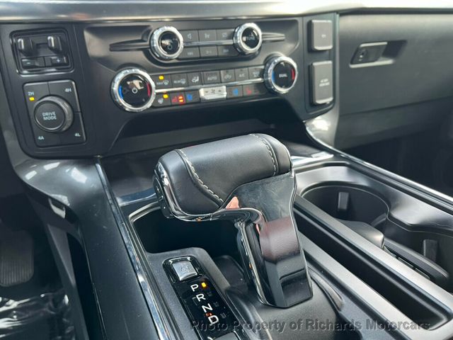 2023 Ford F-150 LARIAT 4WD SuperCrew 5.5' Box (C15700)