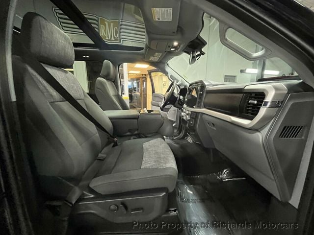 2023 Ford F-150 XLT 4WD SuperCrew 5.5' Box (C15672)