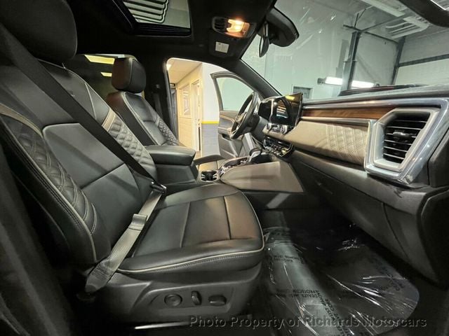 2023 GMC Canyon 4WD Crew Cab Denali (C15722)