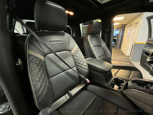 2023 GMC Canyon 4WD Crew Cab Denali (C15722)